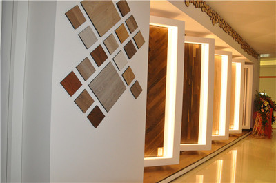 艾苛比利時(shí)原裝進(jìn)口地板華麗升級(jí)，重裝開業(yè)慶典圓滿舉辦